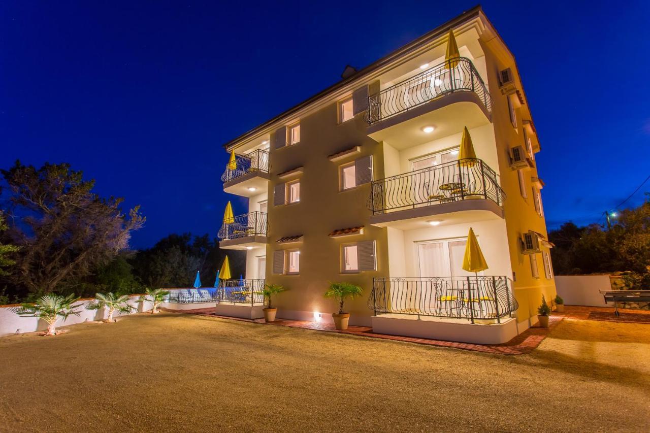 Luxury Palmer Residence Krk Dobrinj Buitenkant foto