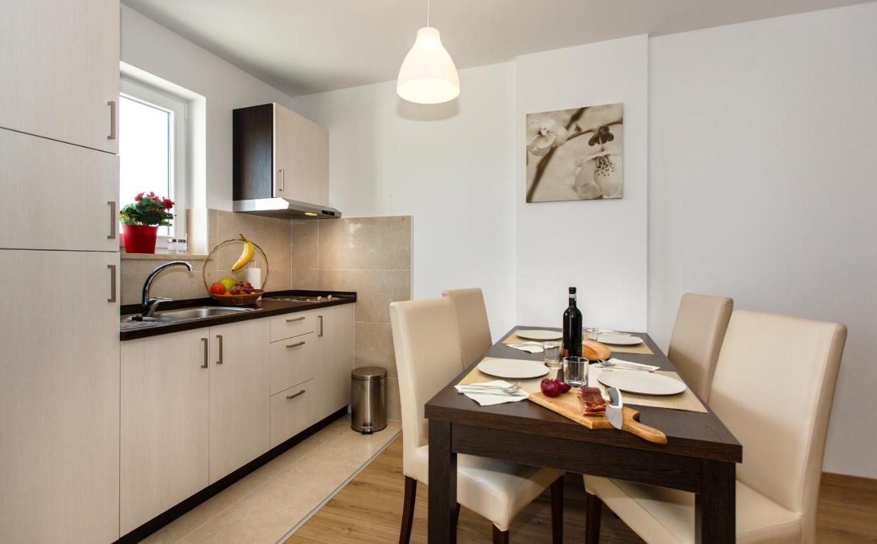Luxury Palmer Residence Krk Dobrinj Buitenkant foto