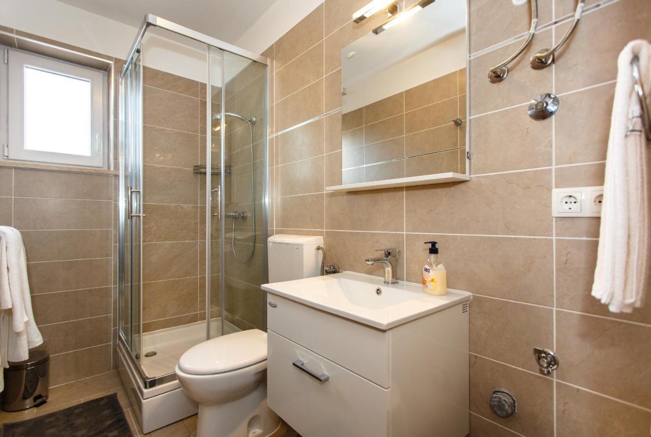 Luxury Palmer Residence Krk Dobrinj Buitenkant foto